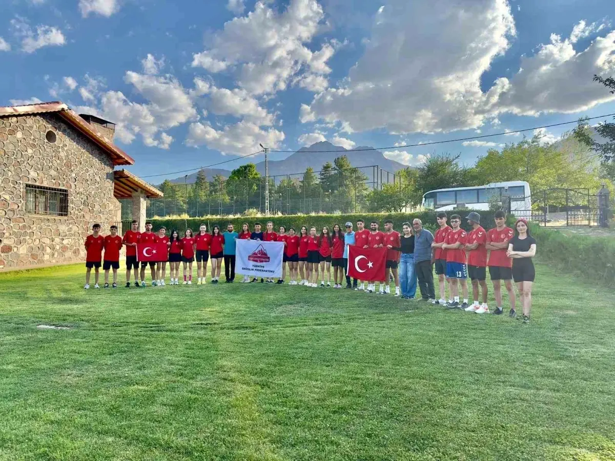 erzincanda dag kayagi kampi cH1ER2HJ