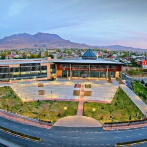 kayyum atanan vanda 223 belediye iscisi isten cikarildi aI4xQJU1