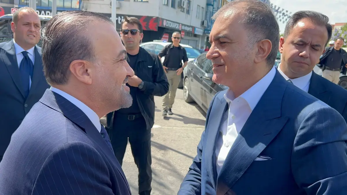 ak parti sozcusu celik chp yonetimi ve ozelde ciddi bir siyasi navigasyon problemi var BbFQfd6p