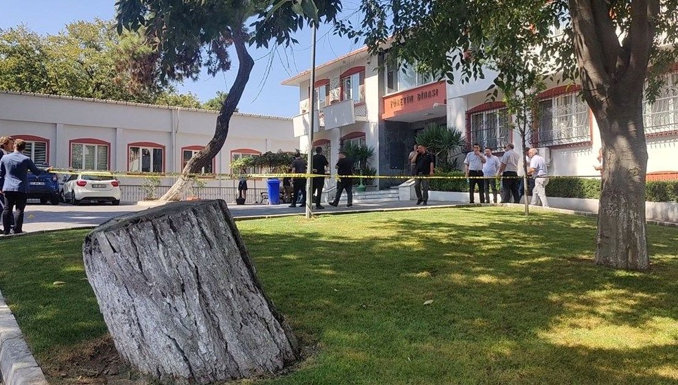 balikli rum hastanesinde silahli saldiri polis sekiz kisiyi yakaladi e1ngudlj