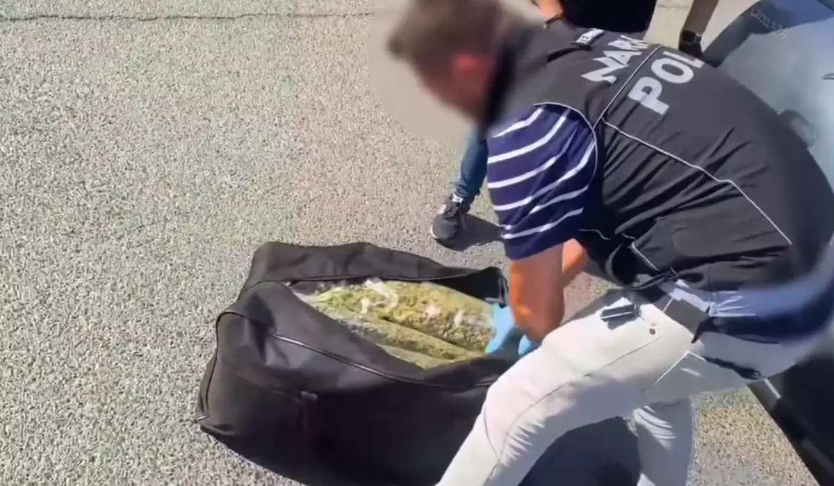 corluda uyusturucu operasyonu hirIl69z