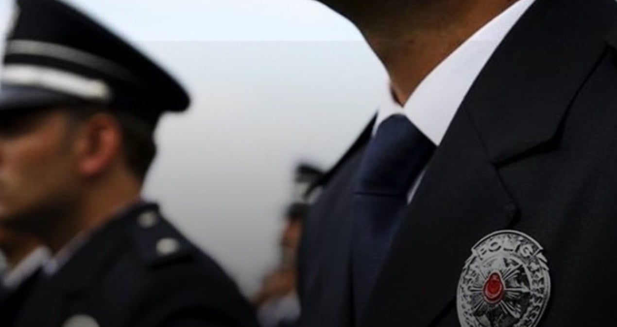 emniyette neler oluyor merkeze alinan polis mudurunden manidar paylasim 3uuYJfVI