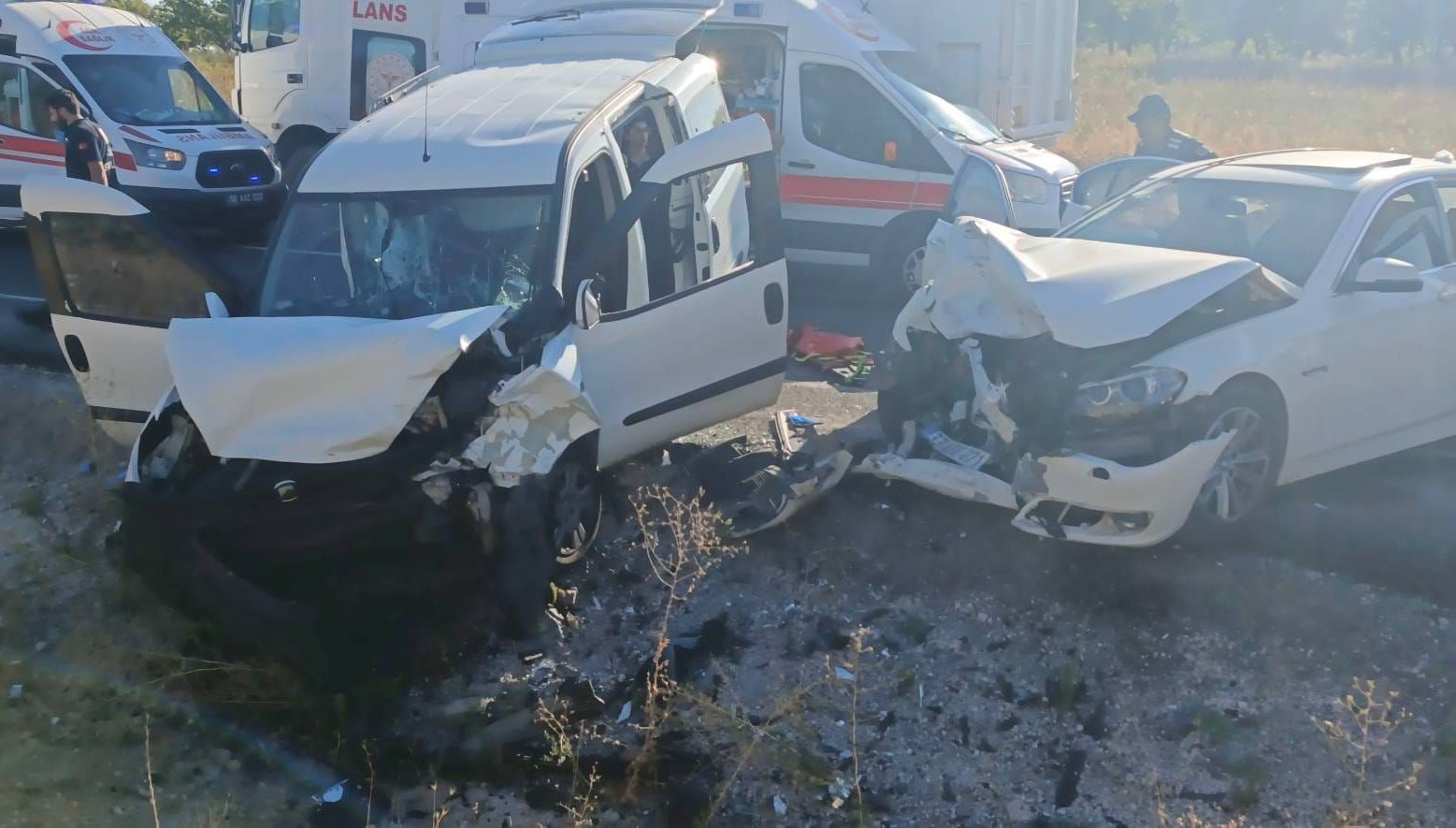 nevsehirde trafik kazasi 14 kisi yaralandi 4qQJlWK1