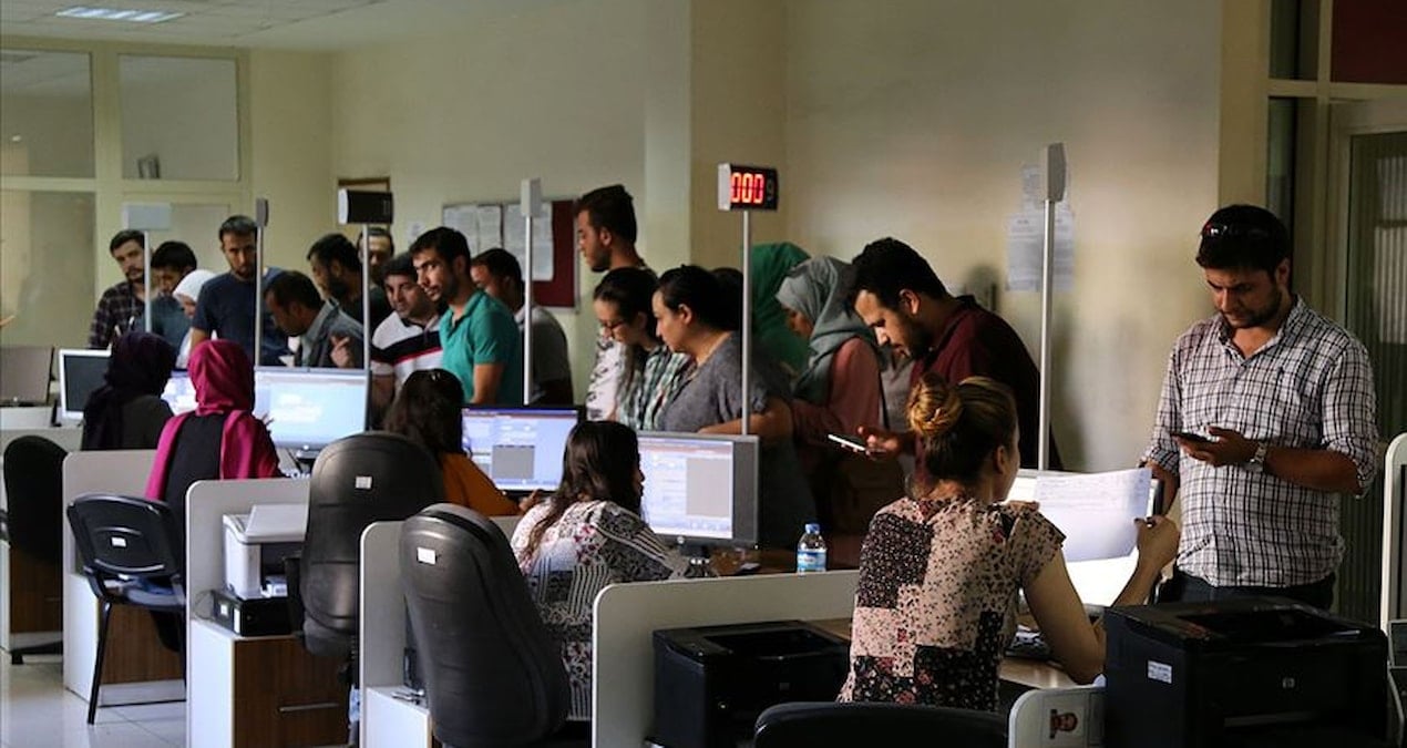 ehliyet sahiplerine son 10 gun uyarisi nufus mudurlugune gitmeyen pisman olacak 7bqiK7MF.jpg