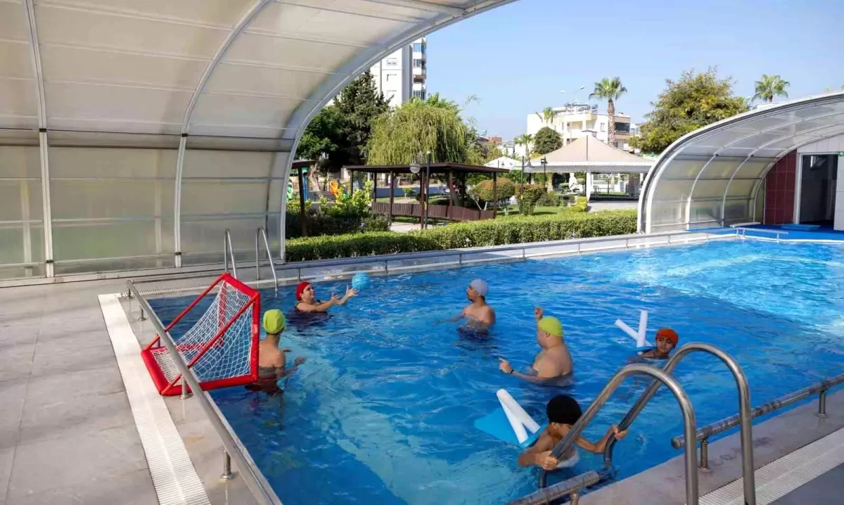 mersin buyuksehir belediyesinden ozel gereksinimli bireylere yaz yuzme kursu s8erwVKT